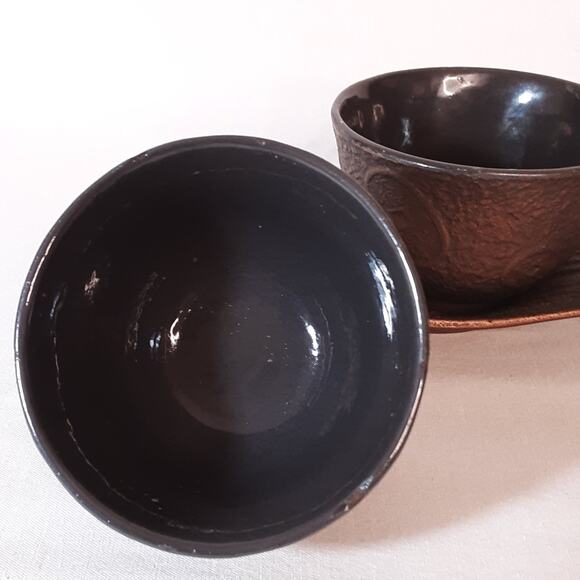 Unsigned Nanbu Cast Iron Japanese Teapot Cups And Saucers Set - Picture 13 of 16